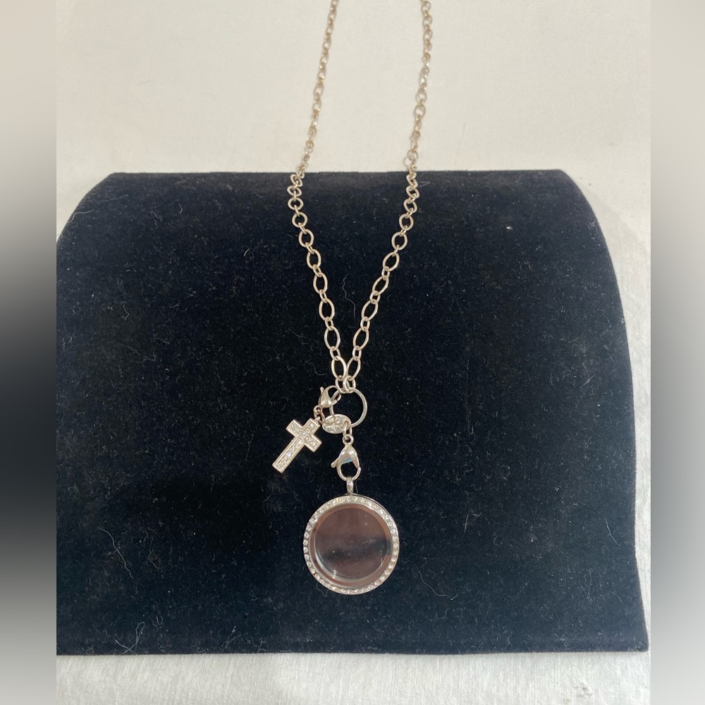Origami Owl locket Necklace